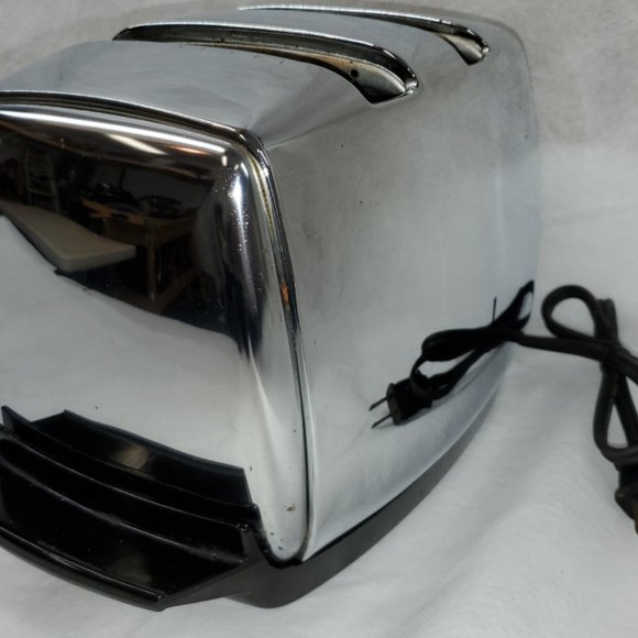 Vintage Sunbeam Radiant Control Auto Drop Toaster Chrome - Picture 4 of 8